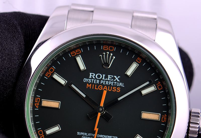 2023020213504782 - ROLEX 劳力士 热炒款 116400GV 绿玻璃 抗磁闪电针 自动机械男表￥4700