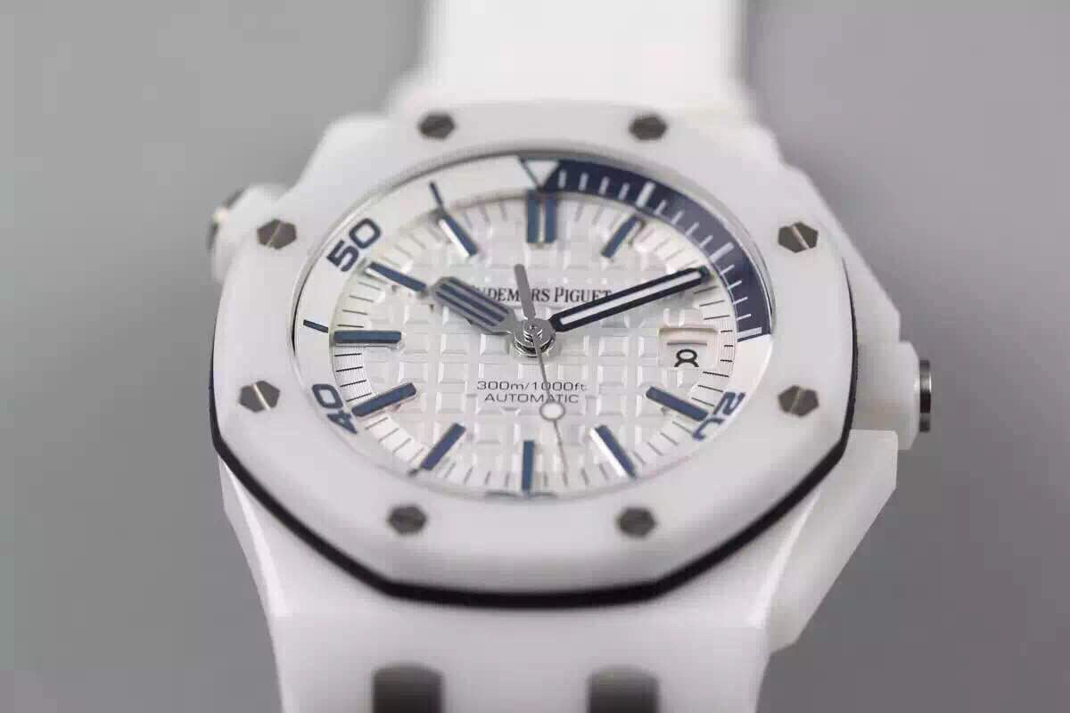 2023102109590040 - AP 爱彼 Royal Oak Offshore 皇家橡树离岸型 15707CB.OO.A010CA.01￥4580